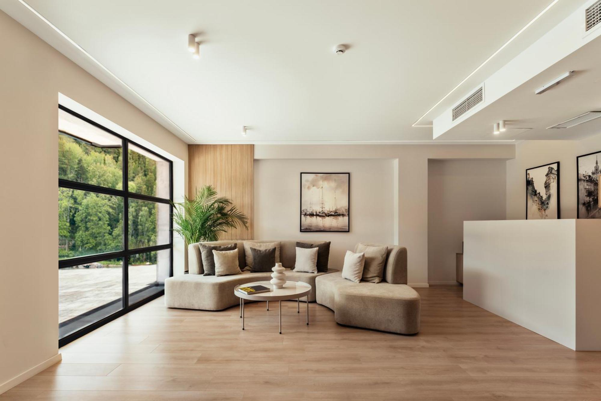 Solridge Aparthotel Тбилиси Экстерьер фото