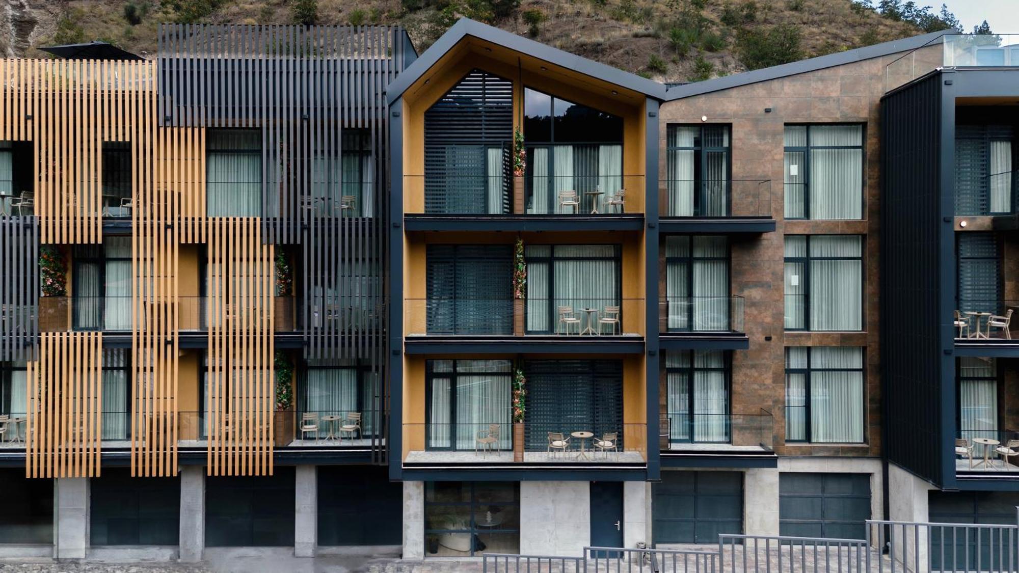 Solridge Aparthotel Тбилиси Экстерьер фото